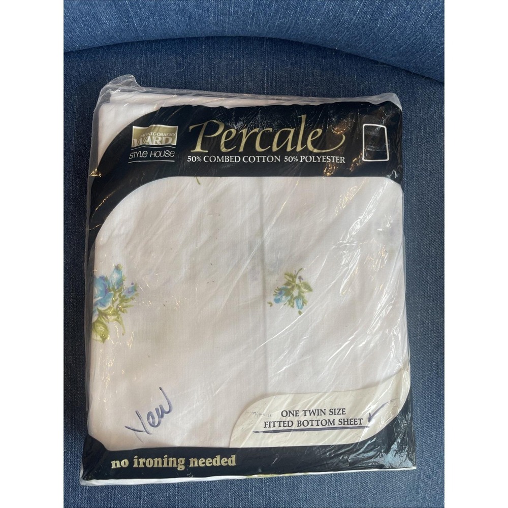 New Vintage Montgomery Ward  White Blue Floral Twin Fitted Sheet- Sealed Package
